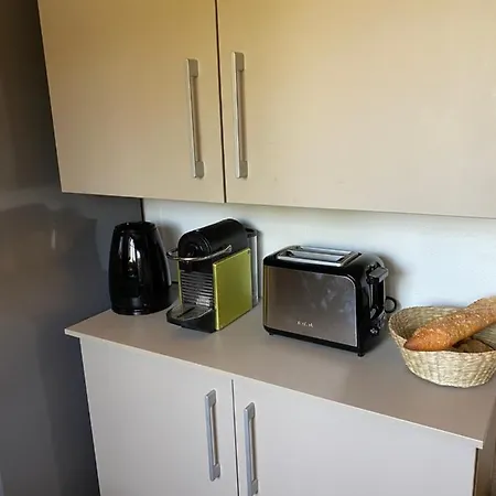 Дом отдыха Jolie Maison De Village, A 2 Min A Pied Du D'esparron De Verdon Эспаррон-де-Вердон