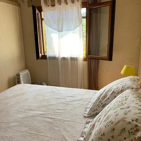 Дом отдыха Jolie Maison De Village, A 2 Min A Pied Du D'esparron De Verdon Эспаррон-де-Вердон